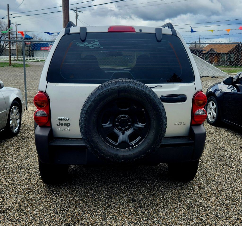 2003 Jeep Liberty Image 13