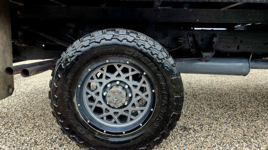 1997 Ford F-350 Image 17