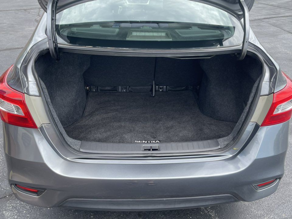 2017 Nissan Sentra Image 13