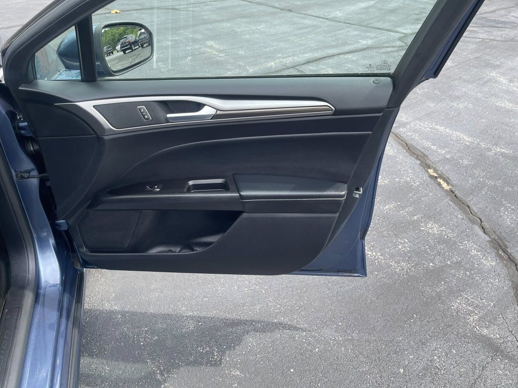 2019 Ford Fusion Image 9