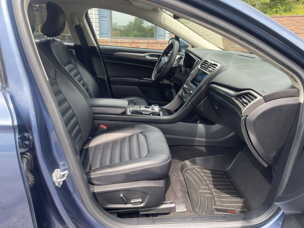 2019 Ford Fusion Image 10