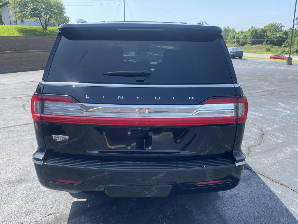 2020 Lincoln Navigator Image 6