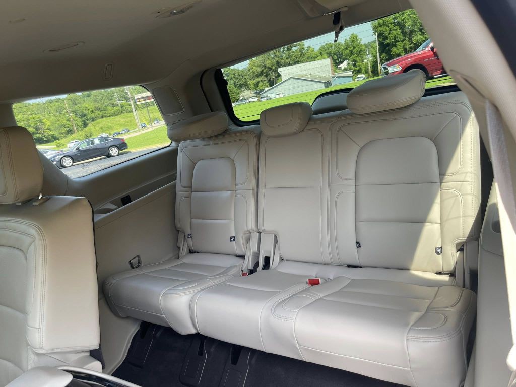 2020 Lincoln Navigator Image 15