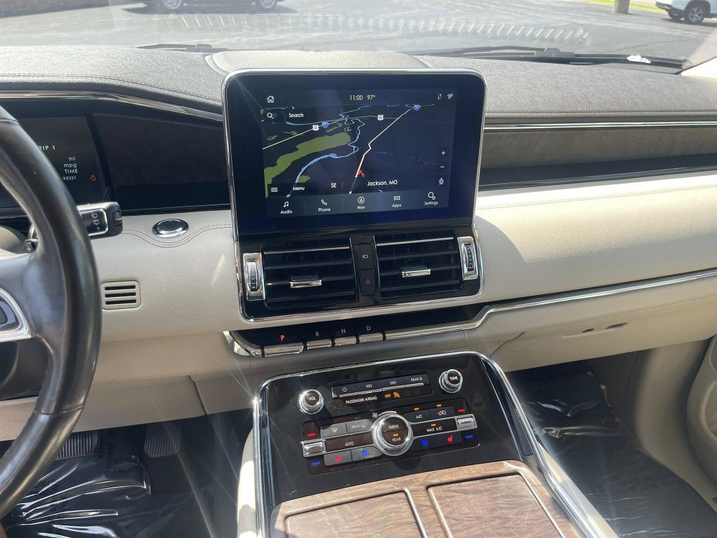 2020 Lincoln Navigator Image 23
