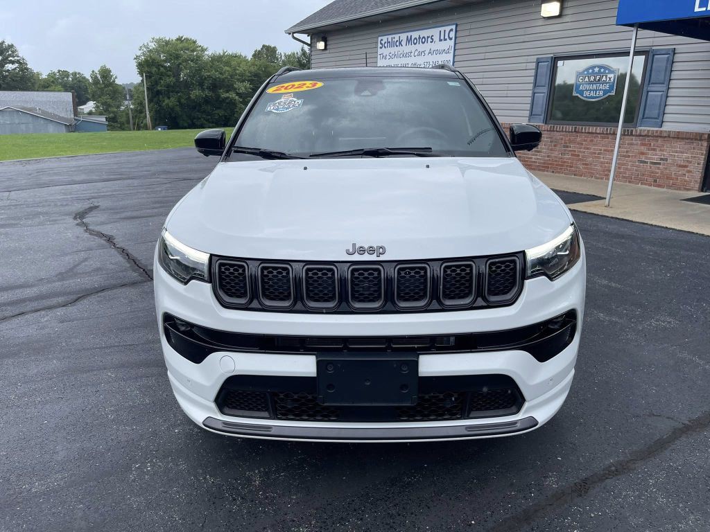 2023 Jeep Compass Image 2