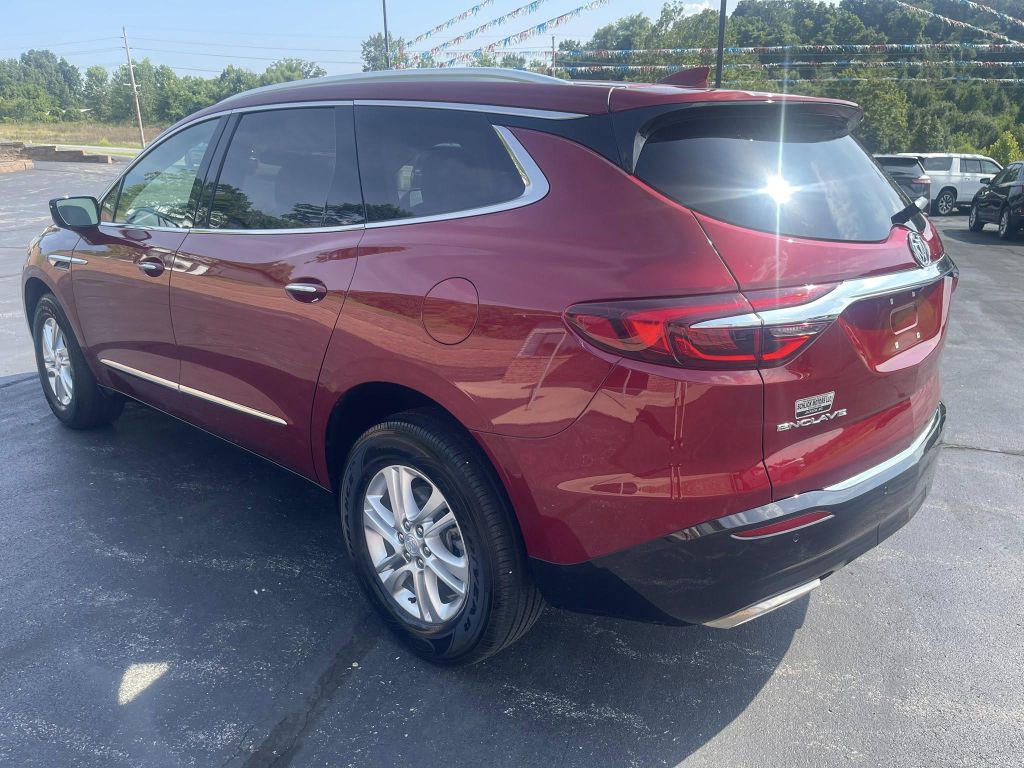 2021 Buick Enclave Image 5
