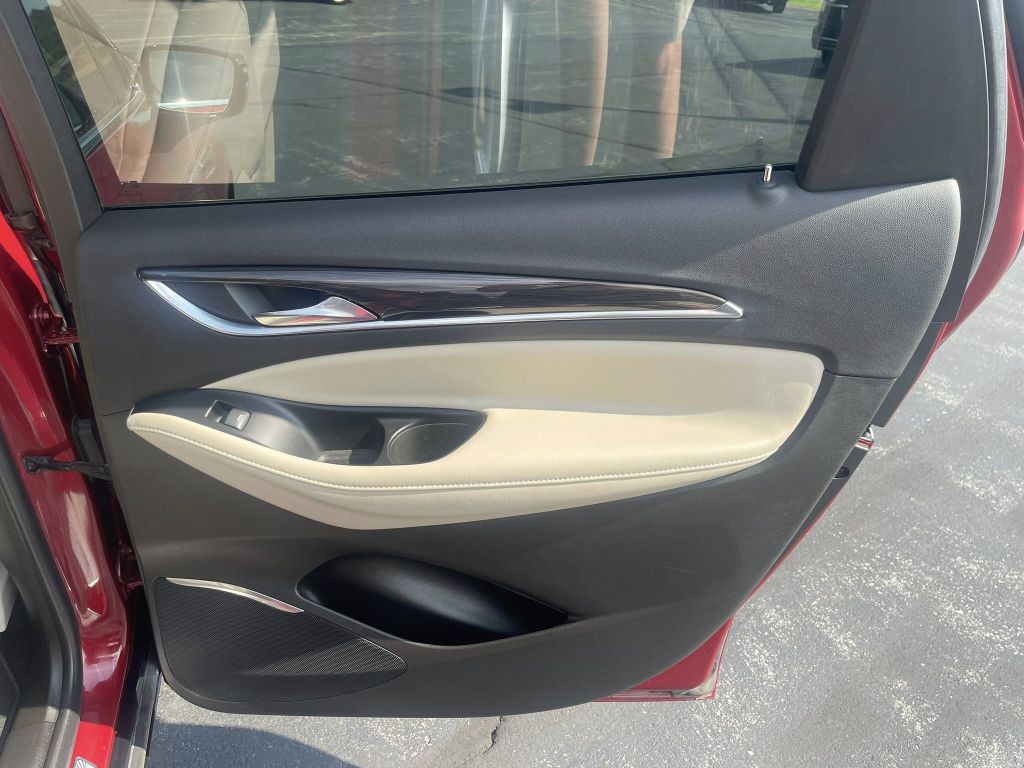 2021 Buick Enclave Image 11
