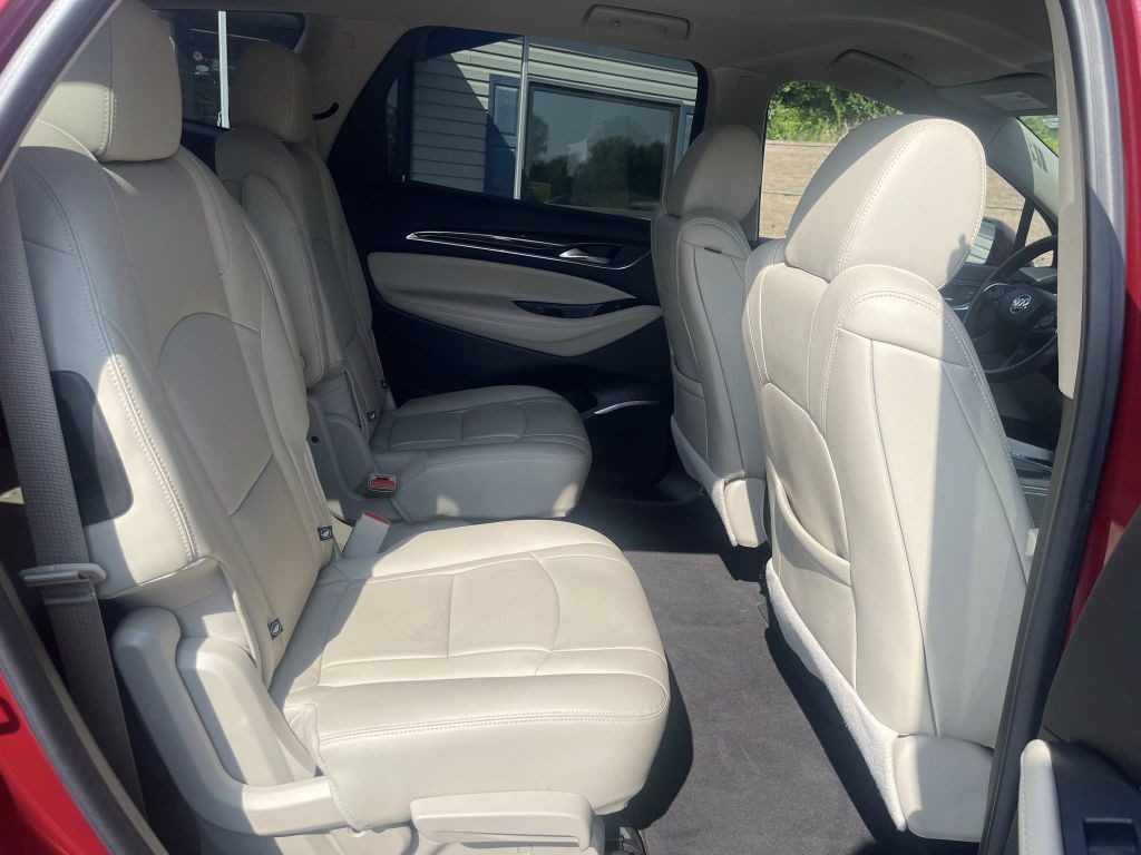 2021 Buick Enclave Image 12