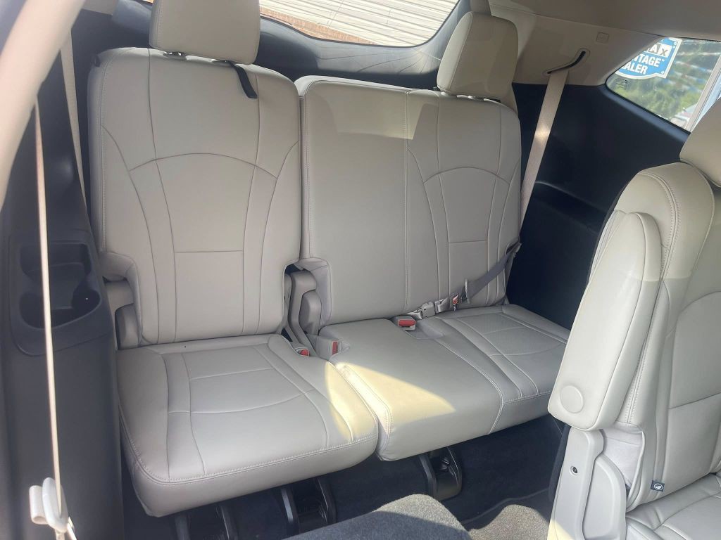 2021 Buick Enclave Image 13