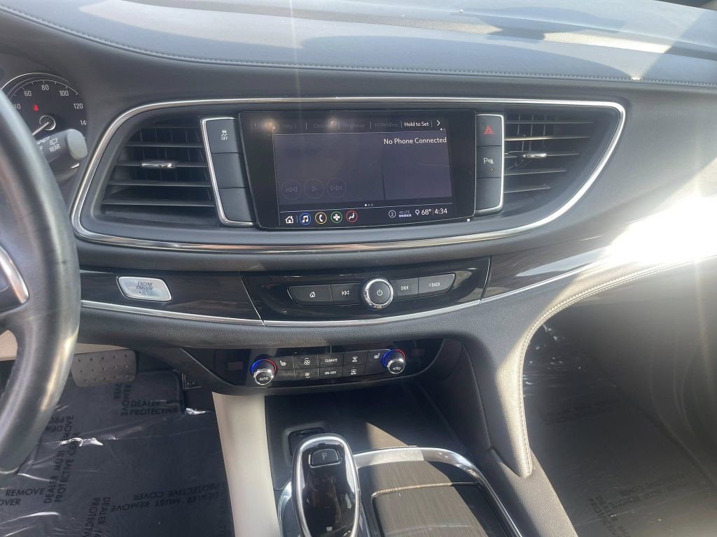 2021 Buick Enclave Image 22