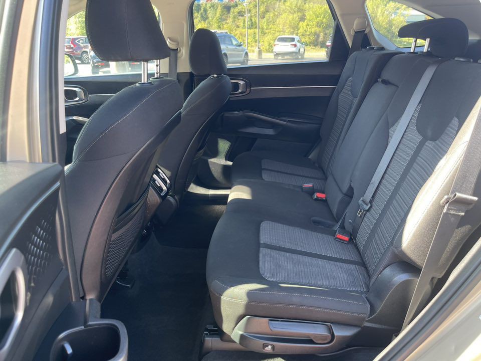 2021 Kia Sorento Image 16