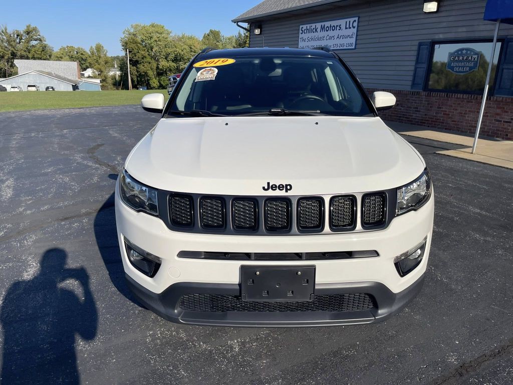 2019 Jeep Compass Image 2