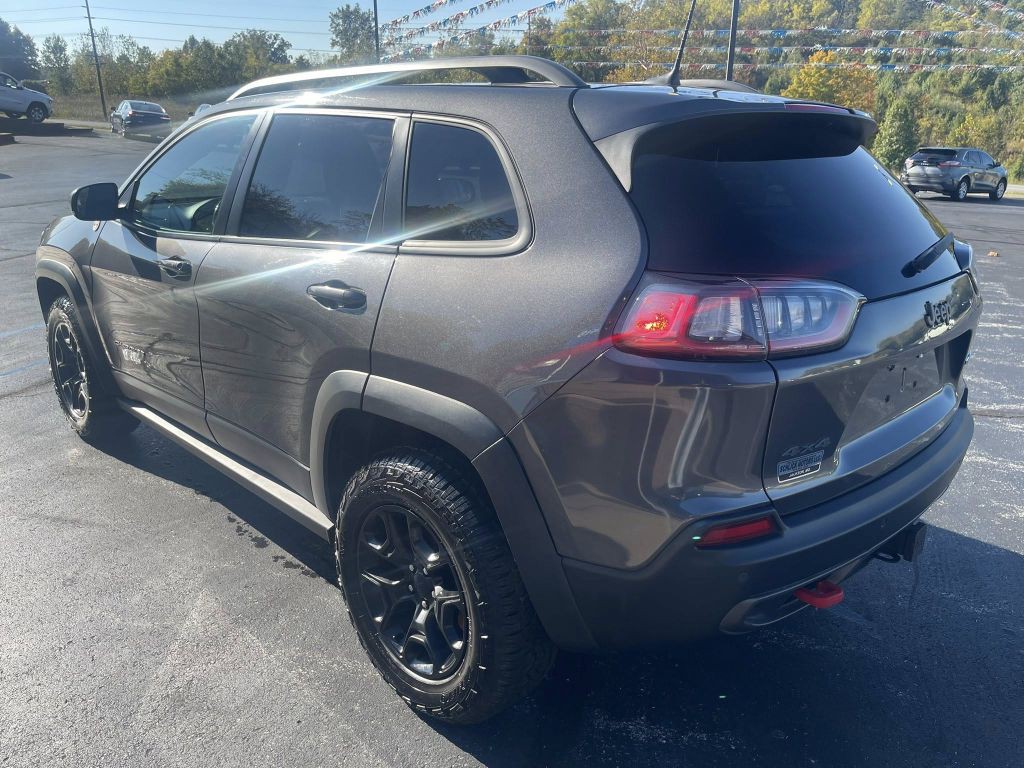 2019 Jeep Cherokee Image 5