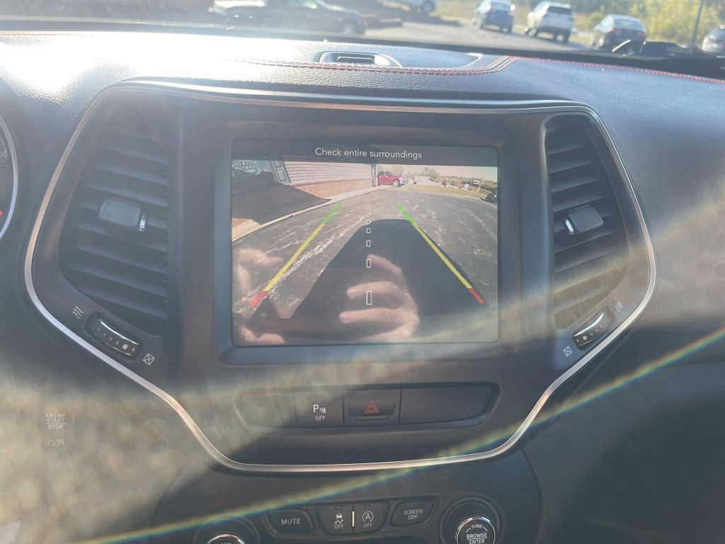 2019 Jeep Cherokee Image 21