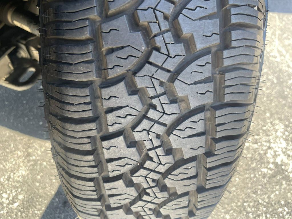 2019 Jeep Cherokee Image 24