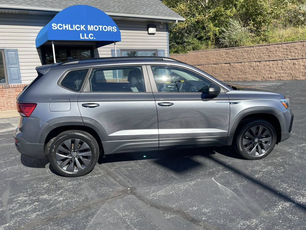 2022 Volkswagen Taos Image 8