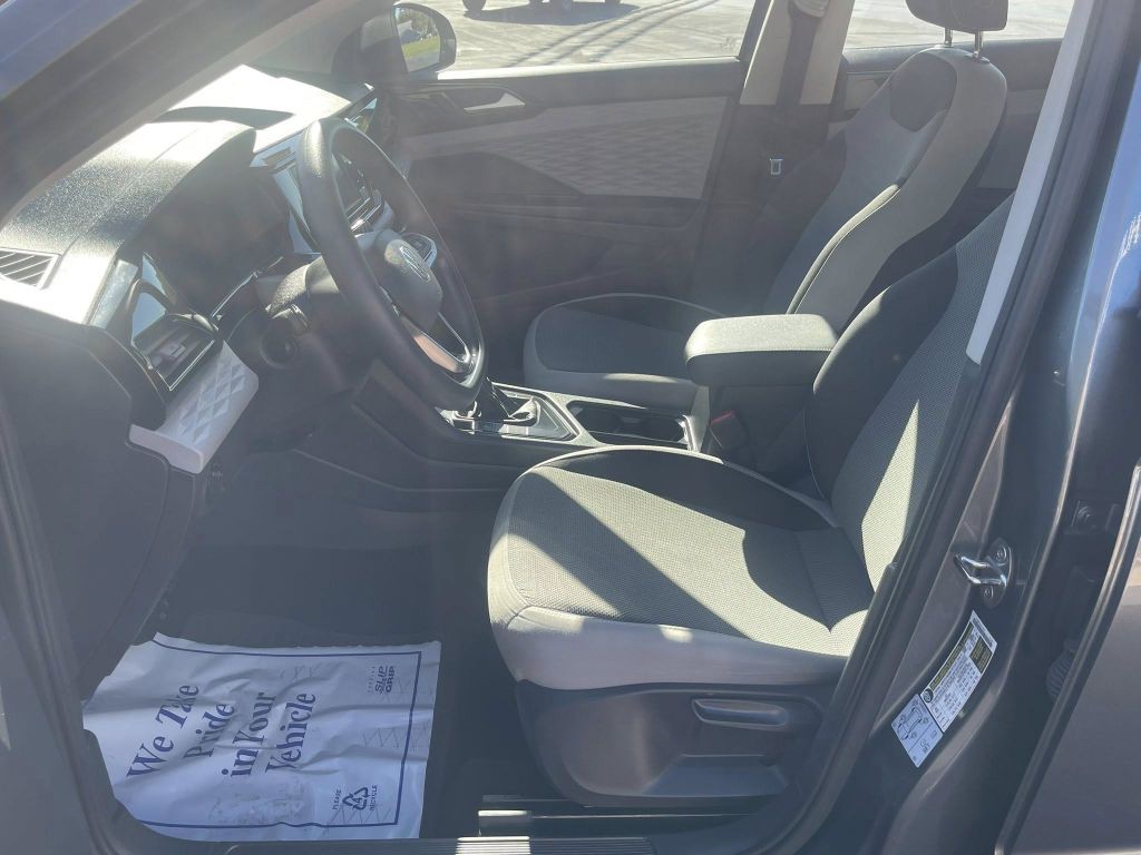 2022 Volkswagen Taos Image 17