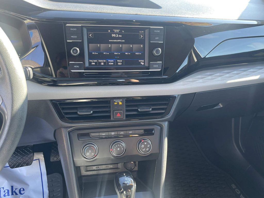 2022 Volkswagen Taos Image 20