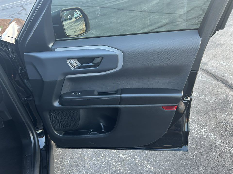 2021 Ford Bronco Image 9