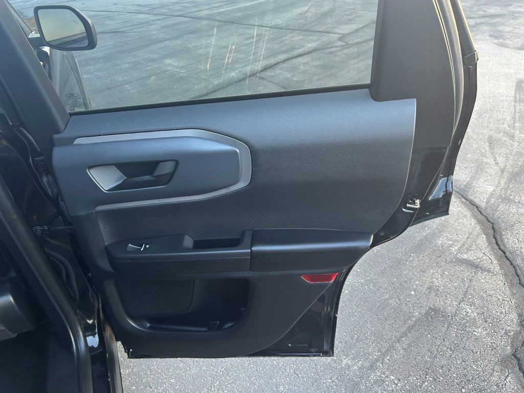 2021 Ford Bronco Image 11