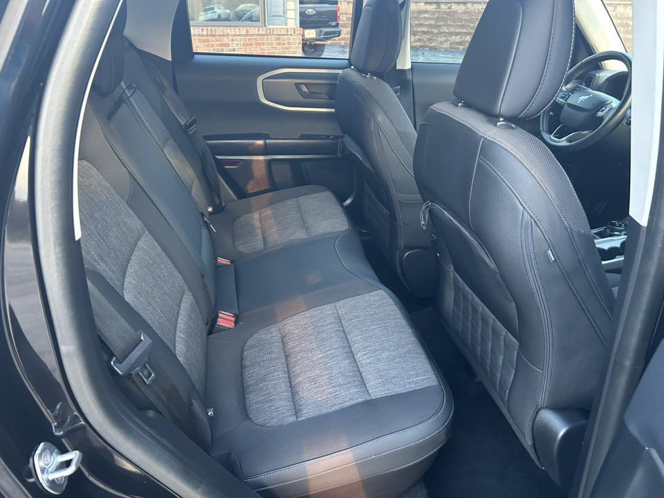 2021 Ford Bronco Image 12