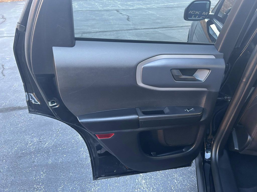 2021 Ford Bronco Image 14