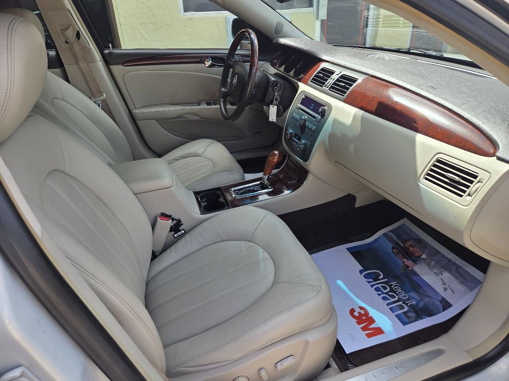 2010 Buick Lucerne Image 17