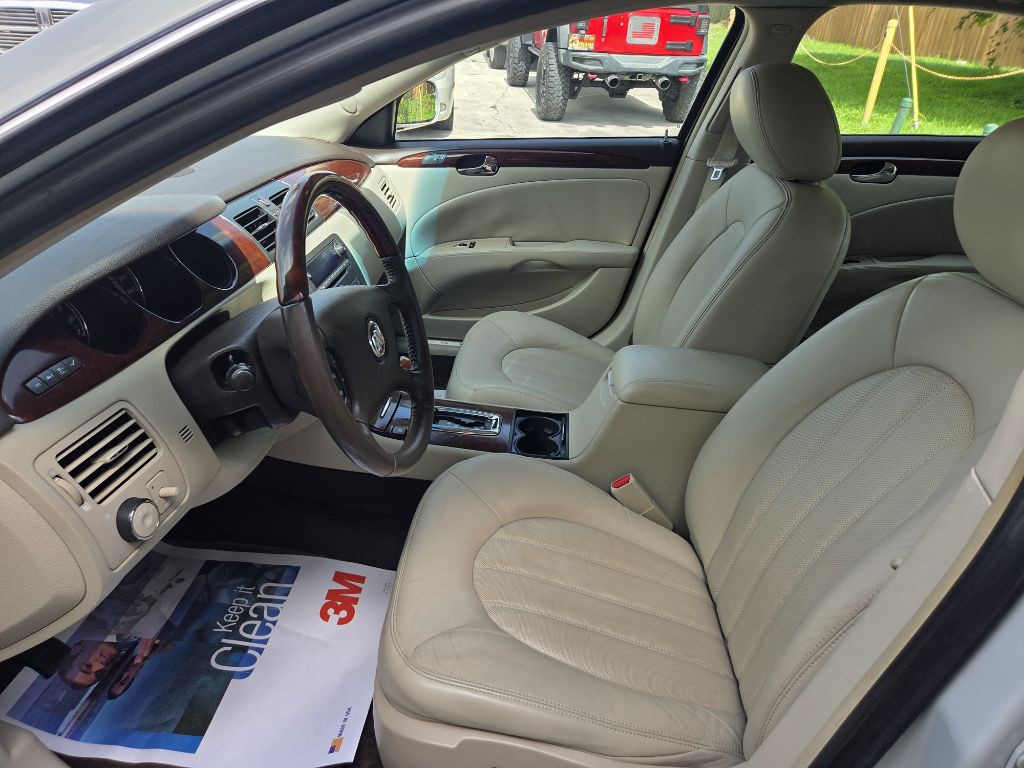 2010 Buick Lucerne Image 7
