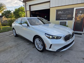 Image for 2025 BMW 5 Series 530i ID: 6625635