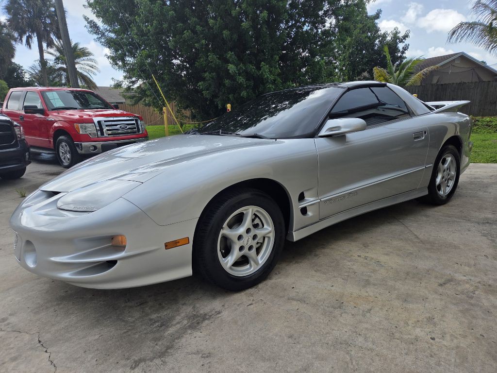 2000 Pontiac Firebird Image 3