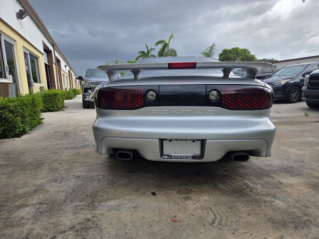 2000 Pontiac Firebird Image 5