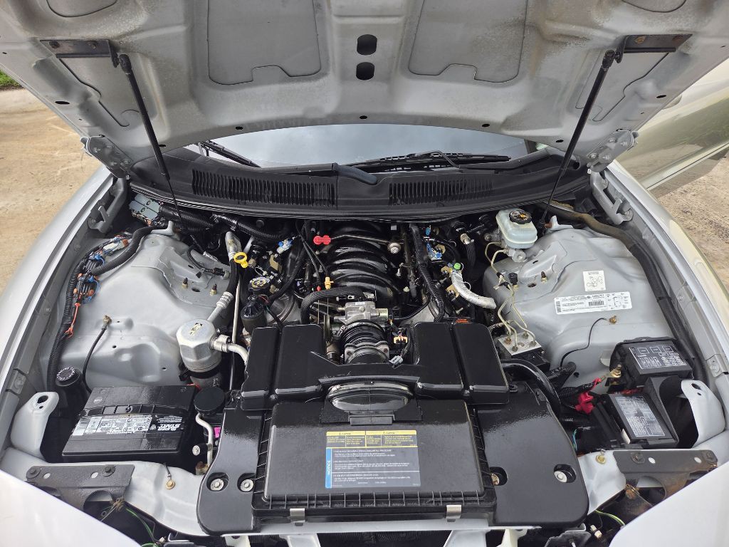 2000 Pontiac Firebird Image 17
