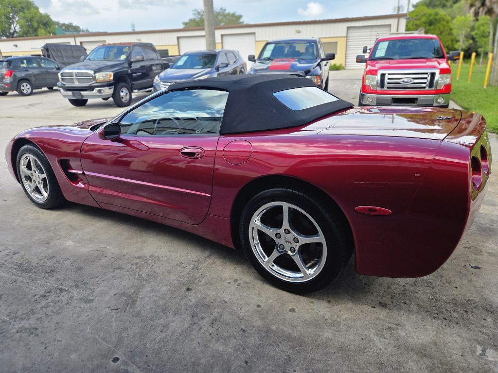 2002 Chevrolet Corvette Image 5