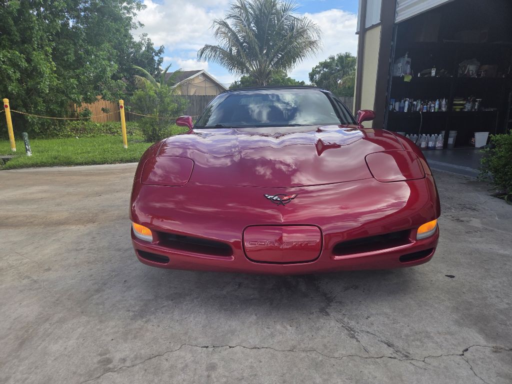 2002 Chevrolet Corvette Image 2