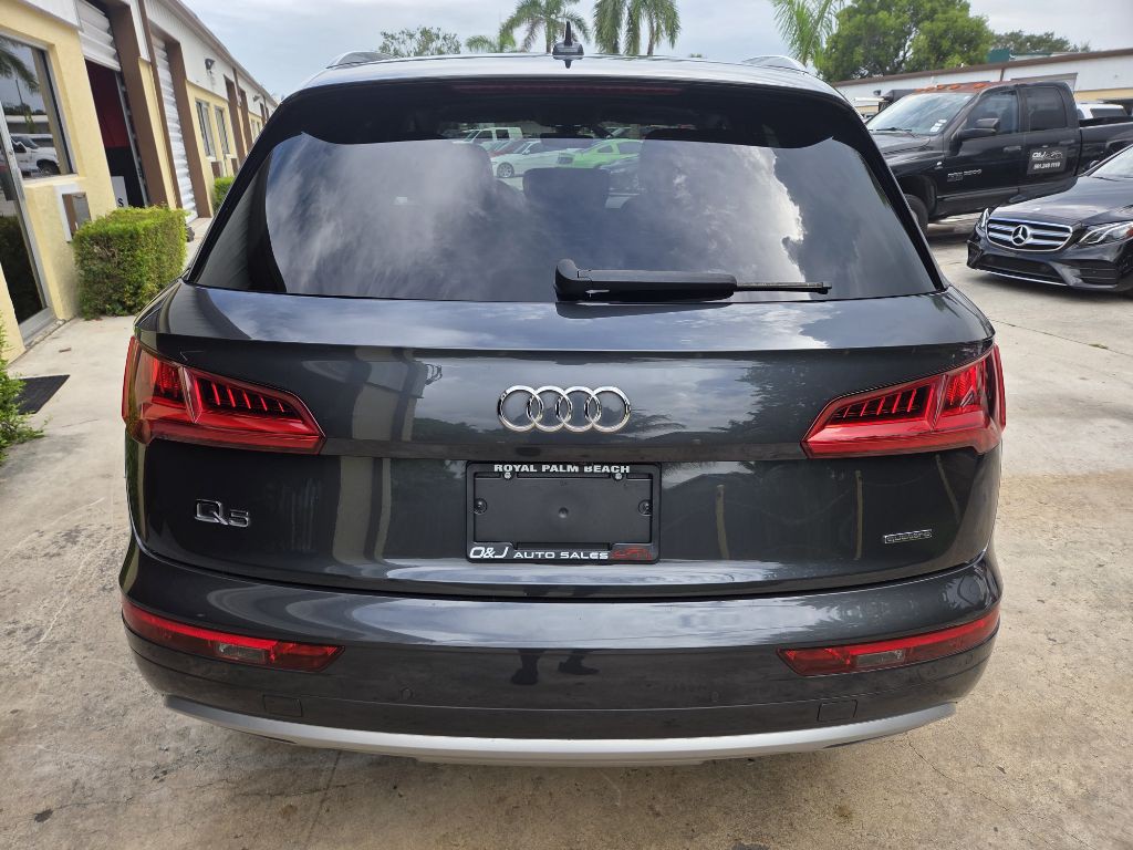 2020 Audi Q5 Image 5