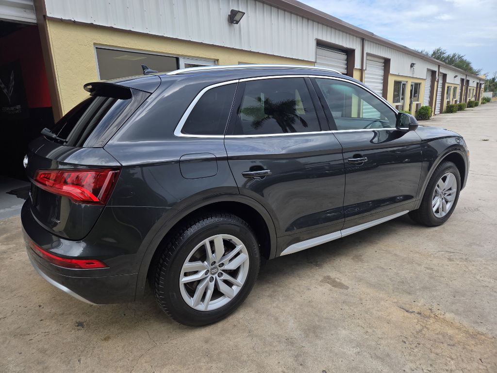 2020 Audi Q5 Image 6