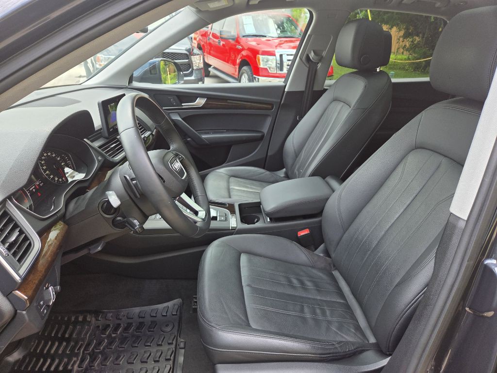 2020 Audi Q5 Image 9