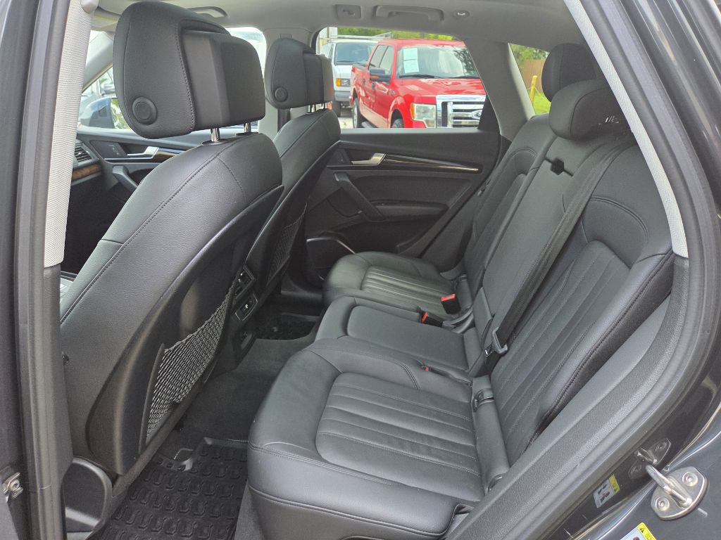 2020 Audi Q5 Image 12