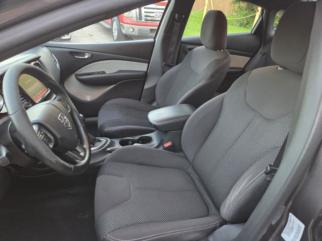 2015 Dodge Dart Image 8