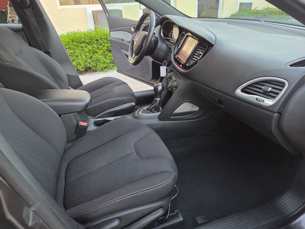 2015 Dodge Dart Image 19