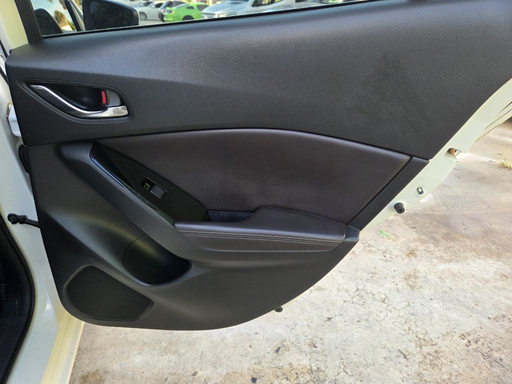 2018 Mazda Mazda3 Image 17