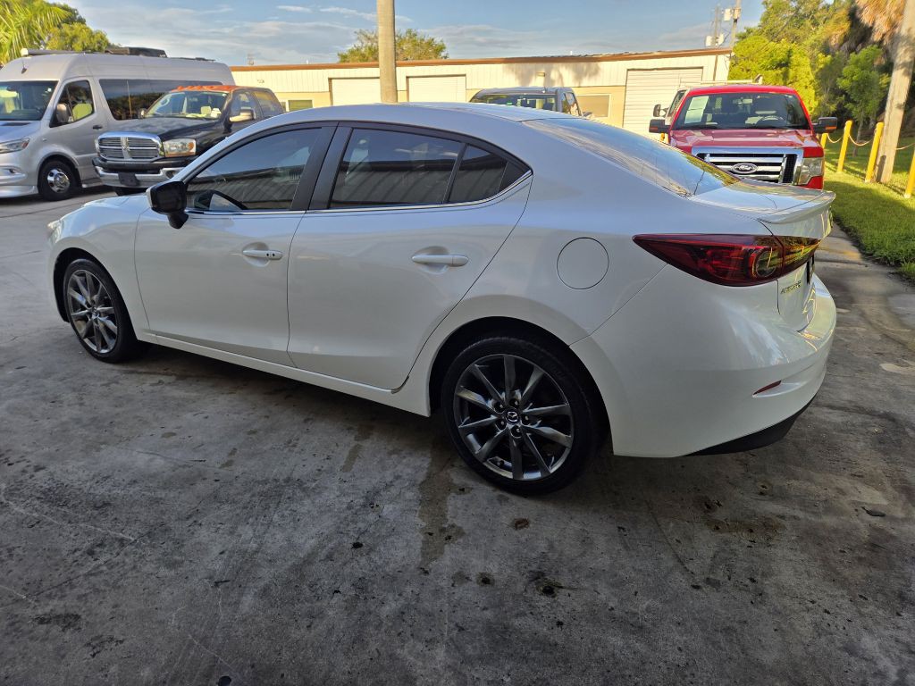 2018 Mazda Mazda3 Image 4