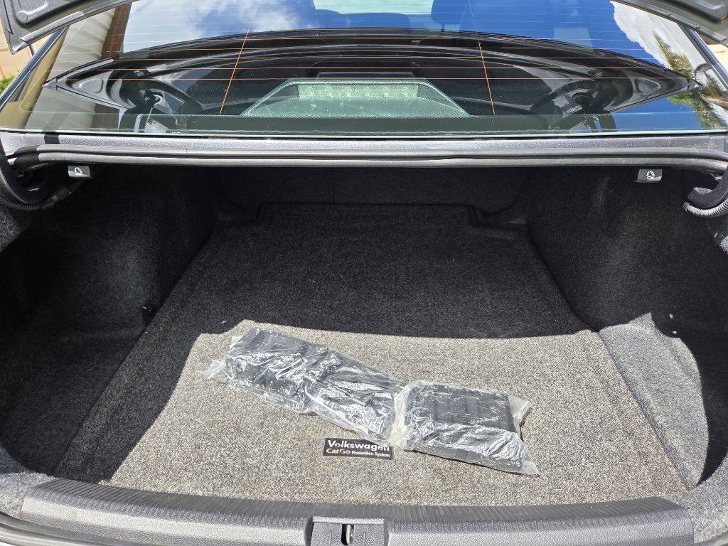 2017 Volkswagen Passat Image 17