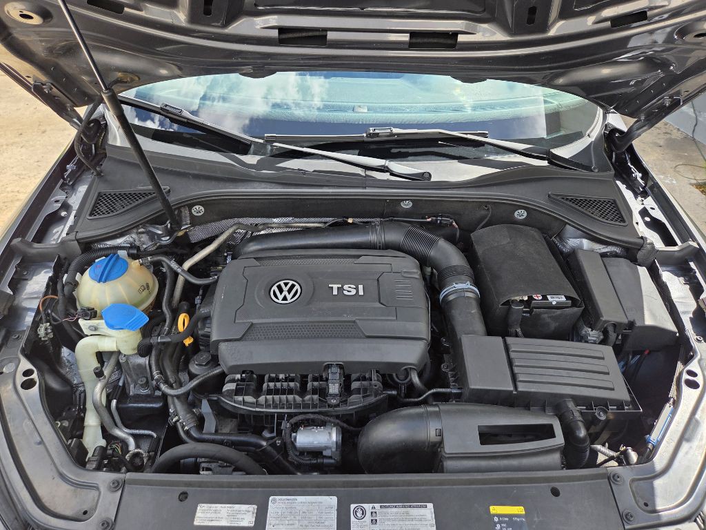 2017 Volkswagen Passat Image 21