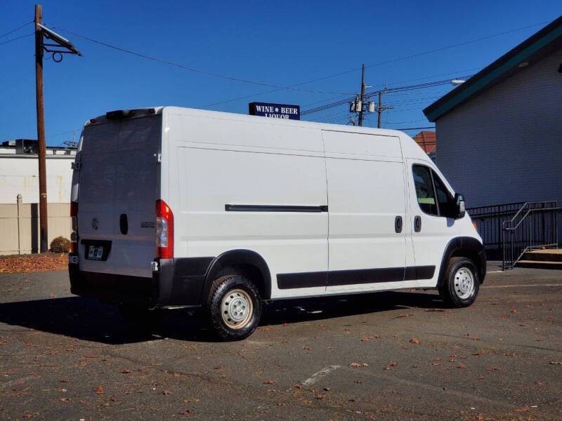 2023 RAM Promaster Image 4