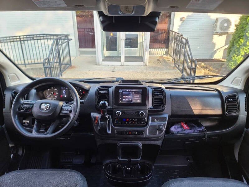 2023 RAM Promaster Image 6