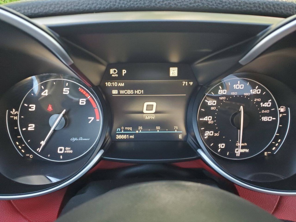 2021 Alfa Romeo Giulia Image 18