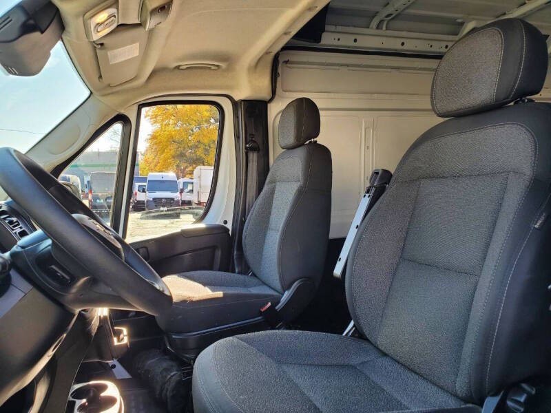 2023 RAM Promaster Image 8