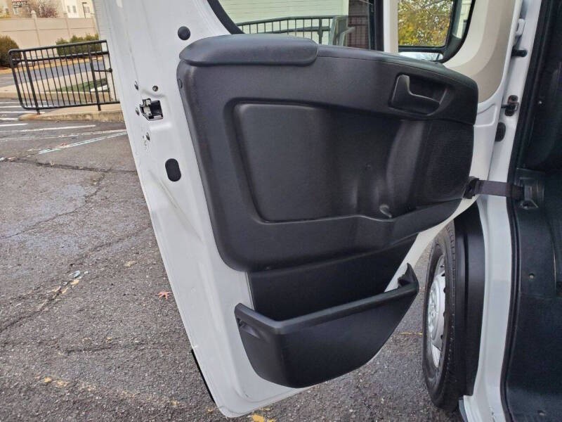 2022 RAM Promaster Image 8