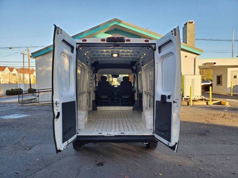 2022 RAM Promaster Image 13